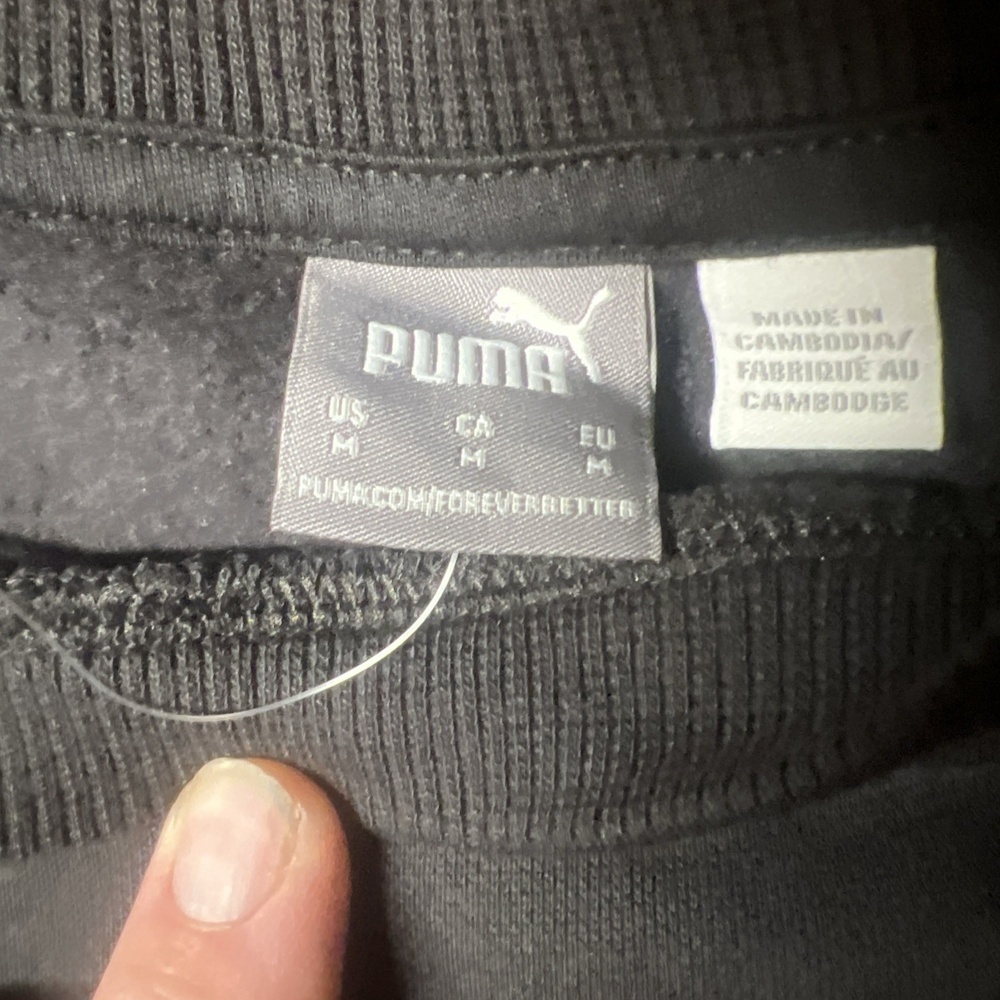 Puma Womens Black Sweatshirt Pullover Crew Neck Fleece Long Sleeve Size M. BU - Picture 2 of 3